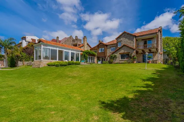 Casa de 6 ambientes en venta en LOMAS DE STELLA MARIS