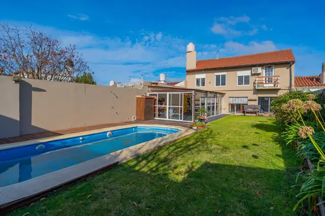 Casa de 5 ambientes en venta en PERALTA RAMOS OESTE