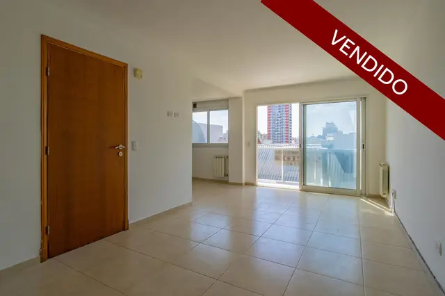 Departamento de 2 ambientes en venta en LA PERLA