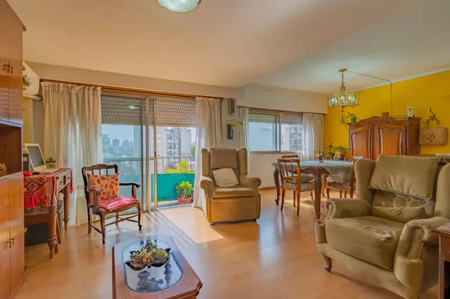 Departamento de 4 ambientes en venta en Centro