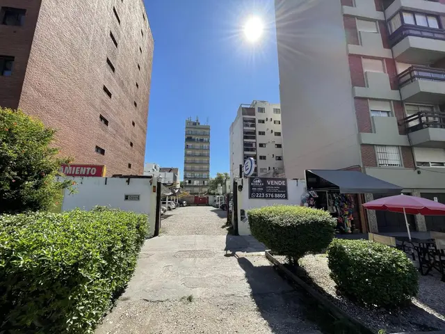Terreno en venta en LA PERLA