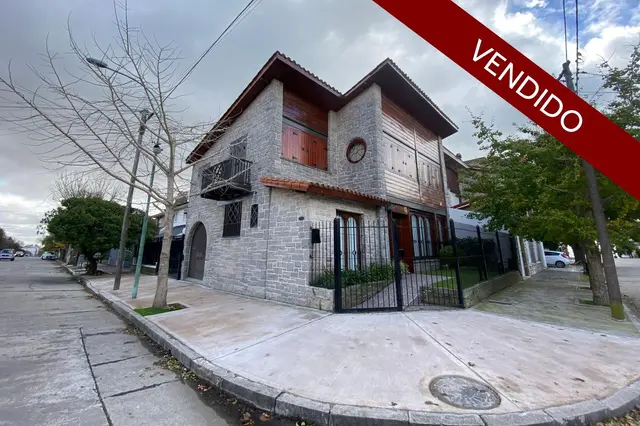 Casa de 5 ambientes en venta en LOMAS DE STELLA MARIS