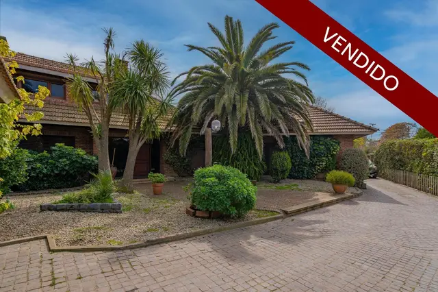 Casa de 5 ambientes en venta en ESTRADA JOSE MANUEL
