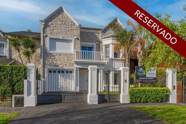 Casa de 5 ambientes en venta en PARQUE LURO