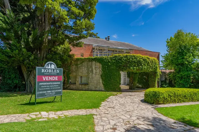 Casa de 7 ambientes en venta en PLAYA GRANDE