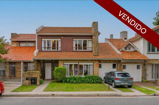 Casa de 6 ambientes en venta en GENERAL ROCA