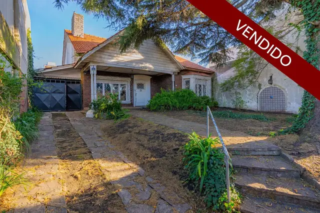 Casa de 4 ambientes en venta en Centro