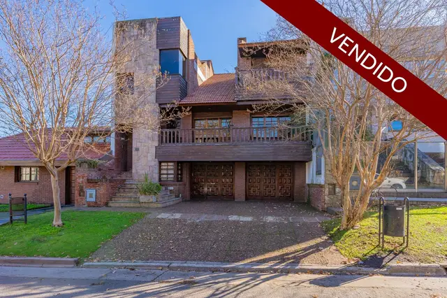 Casa de 5 ambientes en venta en SAN CARLOS