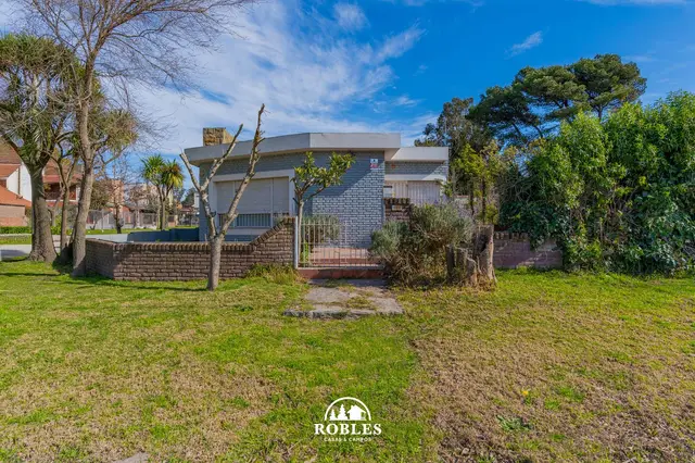 Casa de 3 ambientes en venta en COLINAS DE PERALTA RAMOS