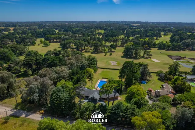 Casa de 3 ambientes en venta en Los Acantilados