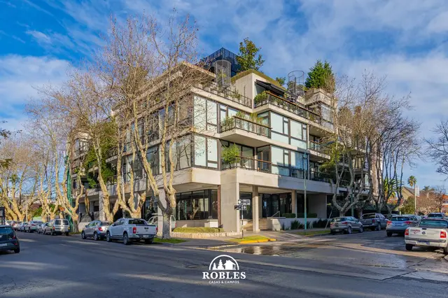 Departamento de 2 ambientes en venta en LOS TRONCOS