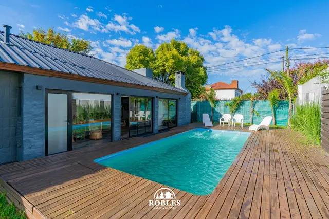 Casa de 4 ambientes en venta en PINOS DE ANCHORENA