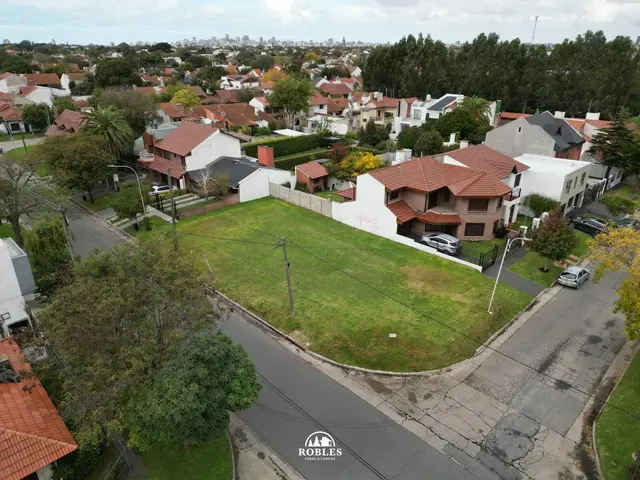 Terreno en venta en LOS PINARES