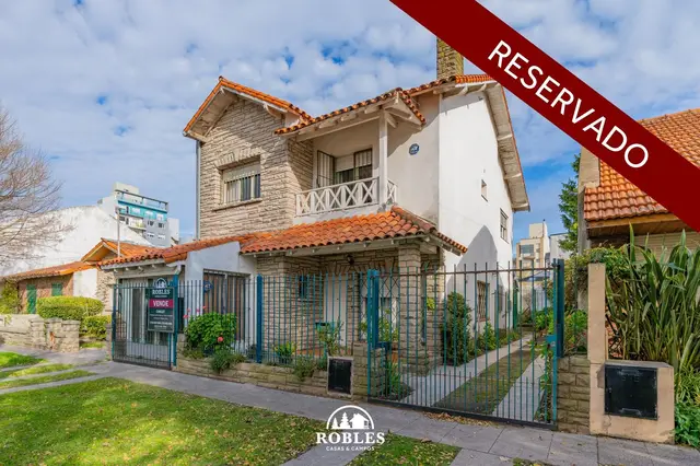 Casa de 5 ambientes en venta en PUNTA MOGOTES