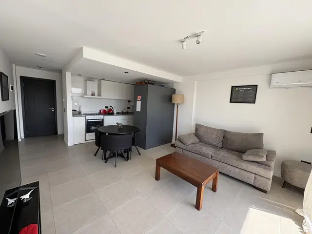 Departamento de 2 ambientes en venta en ESTACION TERMINAL (ALDREY)