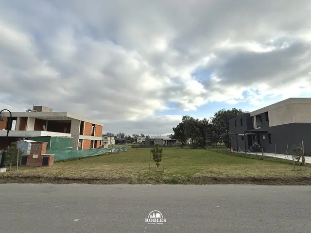 Terreno en venta en LOS ACANTILADOS