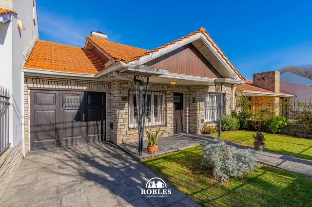 Casa de 3 ambientes en venta en NUEVA POMPEYA
