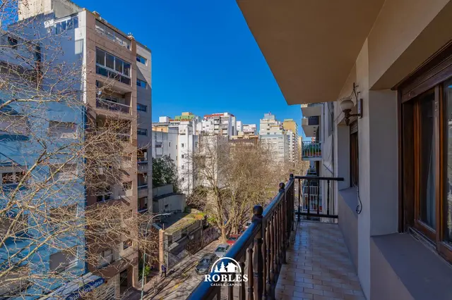 Departamento de 3 ambientes en venta en LA PERLA