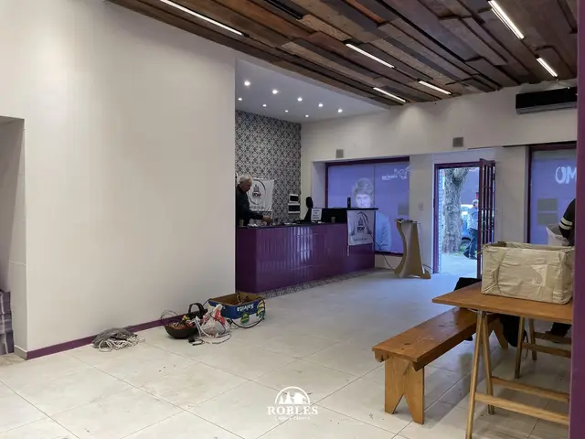 Local de 3 ambientes en venta en SAN JUAN