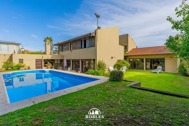 Casa de 5 ambientes en venta en SAN CARLOS
