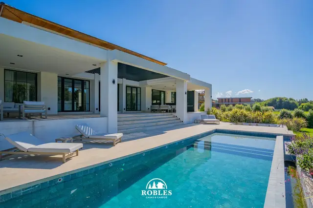 Casa de 7 ambientes en venta en Rumencó