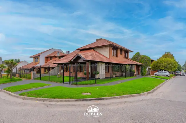 Casa de 4 ambientes en venta en COLINAS DE PERALTA RAMOS