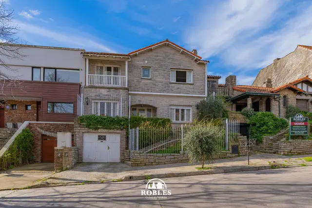 Casa de 5 ambientes en venta en LOMAS DE STELLA MARIS