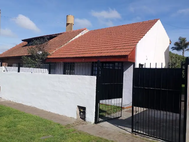 Casa de 4 ambientes en venta en ZACAGNINI JOSE MANUEL