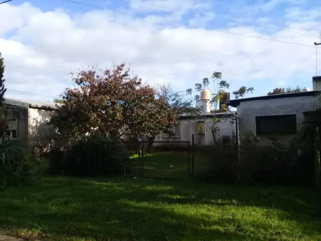 Casa de 3 ambientes en venta en Parque Peña