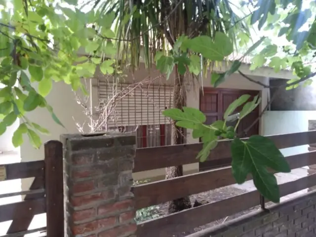 Casa de 3 ambientes en venta en FRAY LUIS BELTRAN