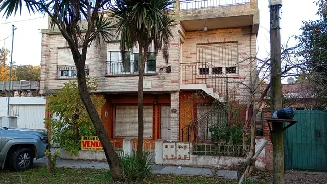 Casa de 3 ambientes en venta en FRAY LUIS BELTRAN