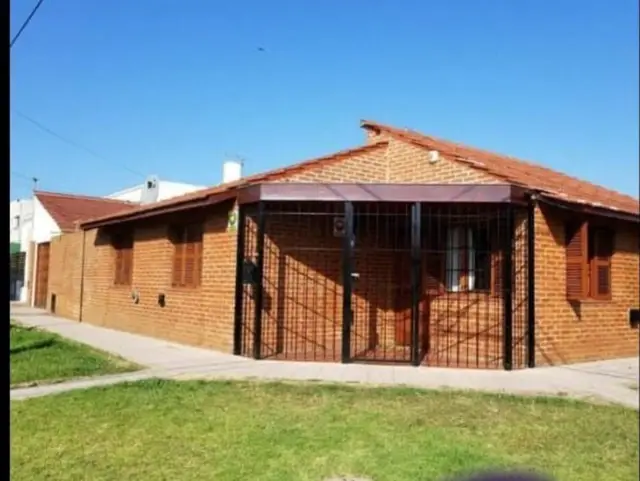 Casa de 3 ambientes en venta en PERALTA RAMOS OESTE