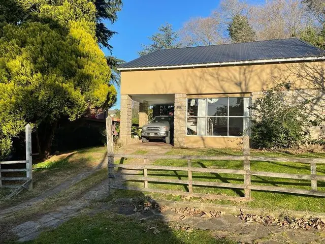 Casa de 3 ambientes en venta en Centro
