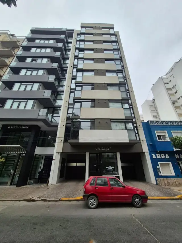 Departamento de 3 ambientes en venta en Centro