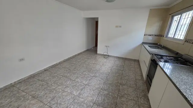 Departamento de 2 ambientes en alquiler en LAS AVENIDAS