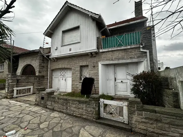 Casa de 6 ambientes en venta en LOMAS DE STELLA MARIS