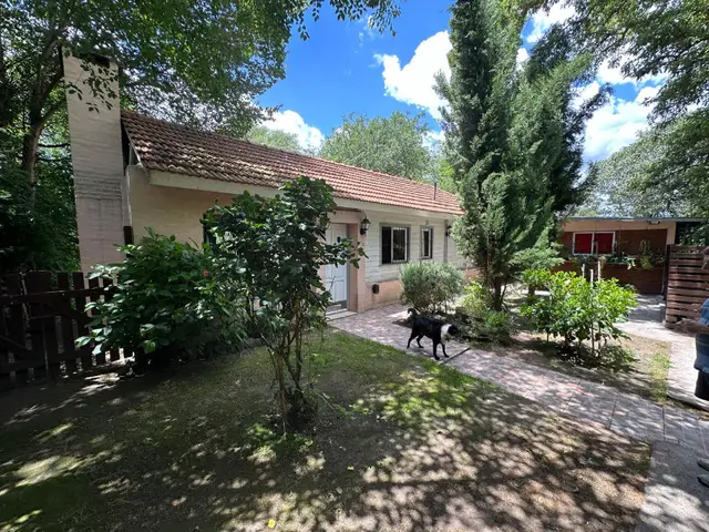 Casa de 3 ambientes en venta en Centro