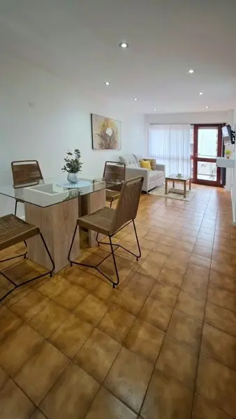 Departamento de 2 ambientes en venta en Área Centro