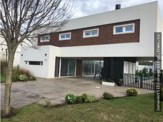 Casa de 3 ambientes en venta en NEWBERY JORGE