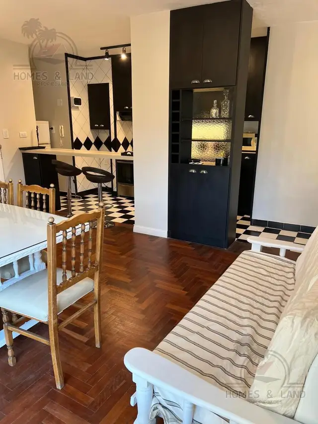 Departamento de 4 ambientes en venta en Centro