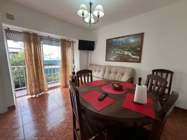 Departamento de 2 ambientes en venta en Área Centro