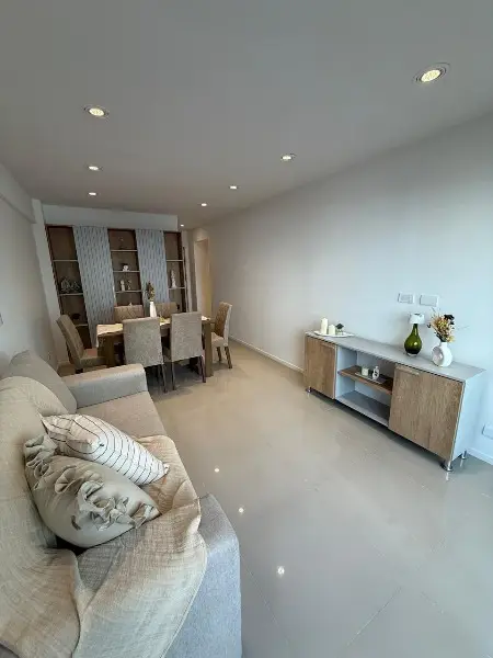 Departamento de 3 ambientes en venta en LA PERLA
