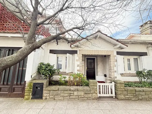 Casa de 5 ambientes en venta en GENERAL ROCA