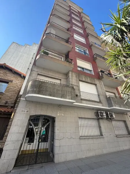 Departamento de 4 ambientes en venta en Centro
