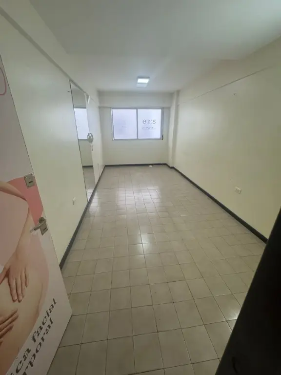 Local de 1 ambiente en venta en Centro