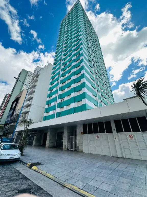 Departamento de 3 ambientes en venta en Centro