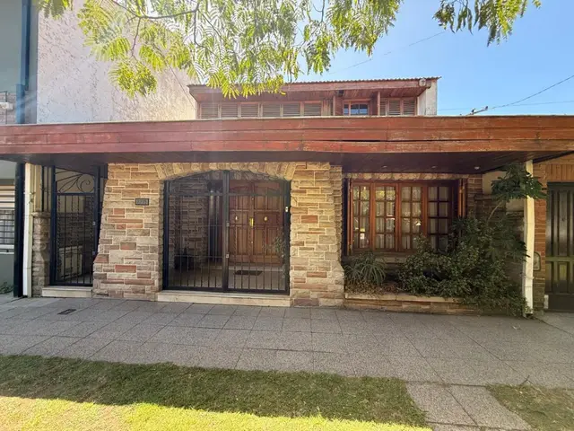 Casa de 2 ambientes en venta en Rumencó Joven