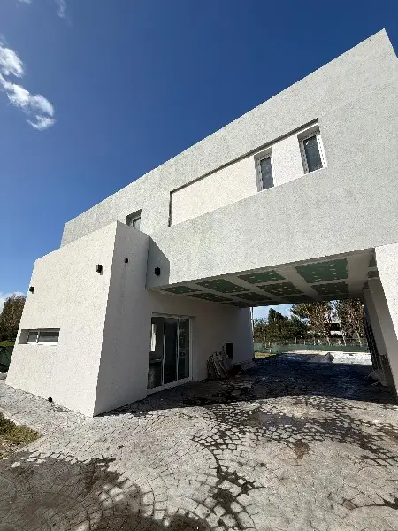 Casa de 4 ambientes en venta en PARQUE INDEPENDENCIA