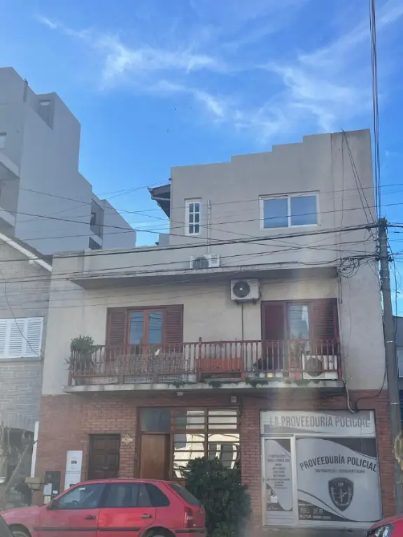 PH de 4 ambientes en venta en ESTACION TERMINAL (ALDREY)