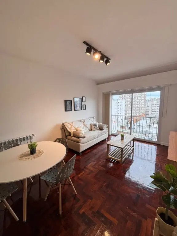 Departamento de 3 ambientes en venta en Centro